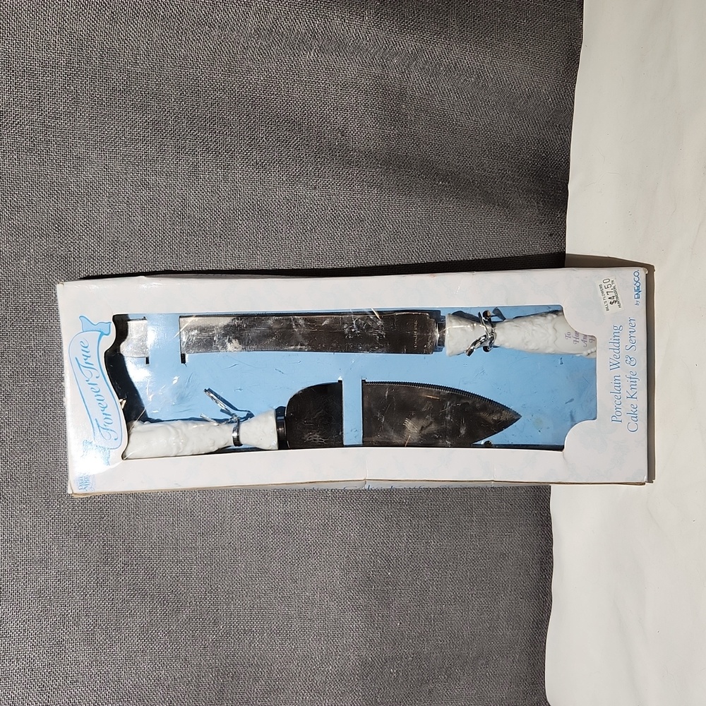 Porcelain Wedding Cake Knife Server set NIB